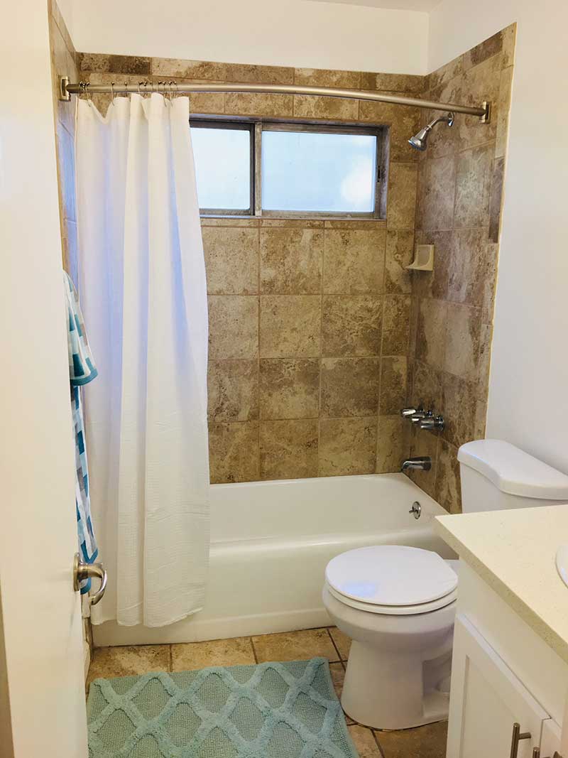 Magnolia Place Apartment bathroom interior