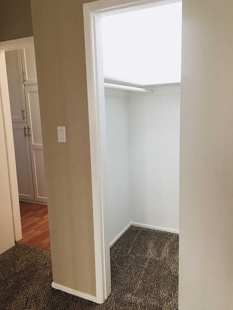 Magnolia Place Apartment hallway closet